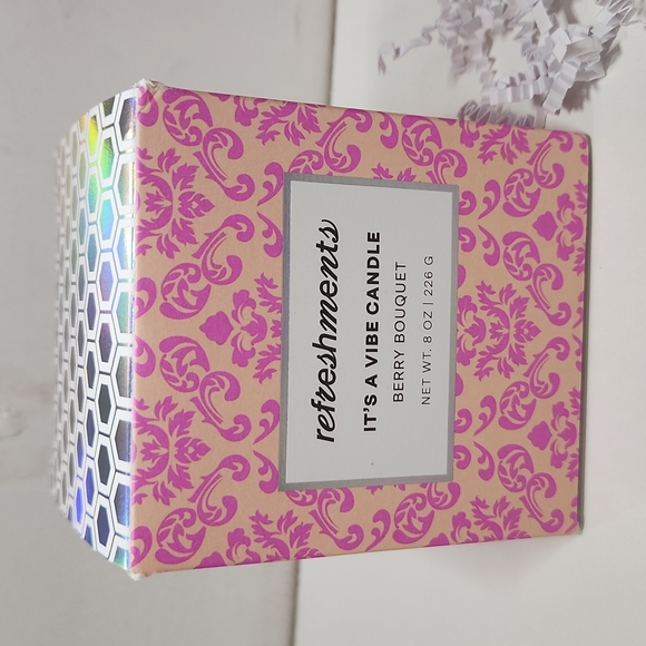 Refreshments It’s A Vibe Candle Berry Bouquet Floral Rose Holographic - Picture 2 of 3